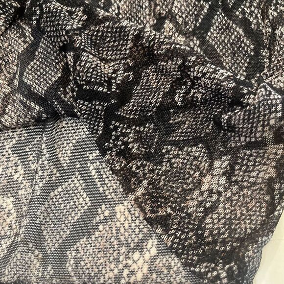 Wild Fable Snakeskin Mesh Top - Picture 2 of 8
